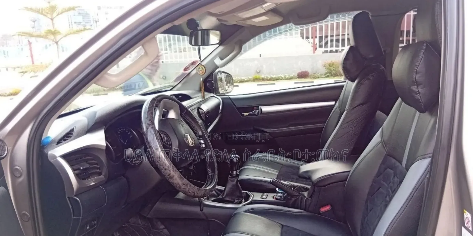 Toyota Hilux 2017 Purple