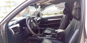 Toyota Hilux 2017 Purple