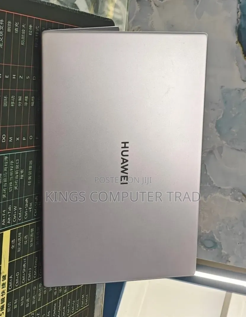 New Laptop Huawei 8GB Intel Core 3 SSD 256GB