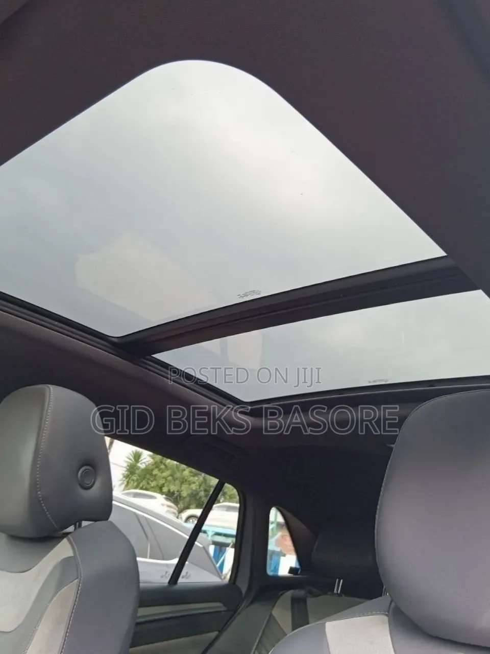 Volkswagen ID.4 2022 Gray