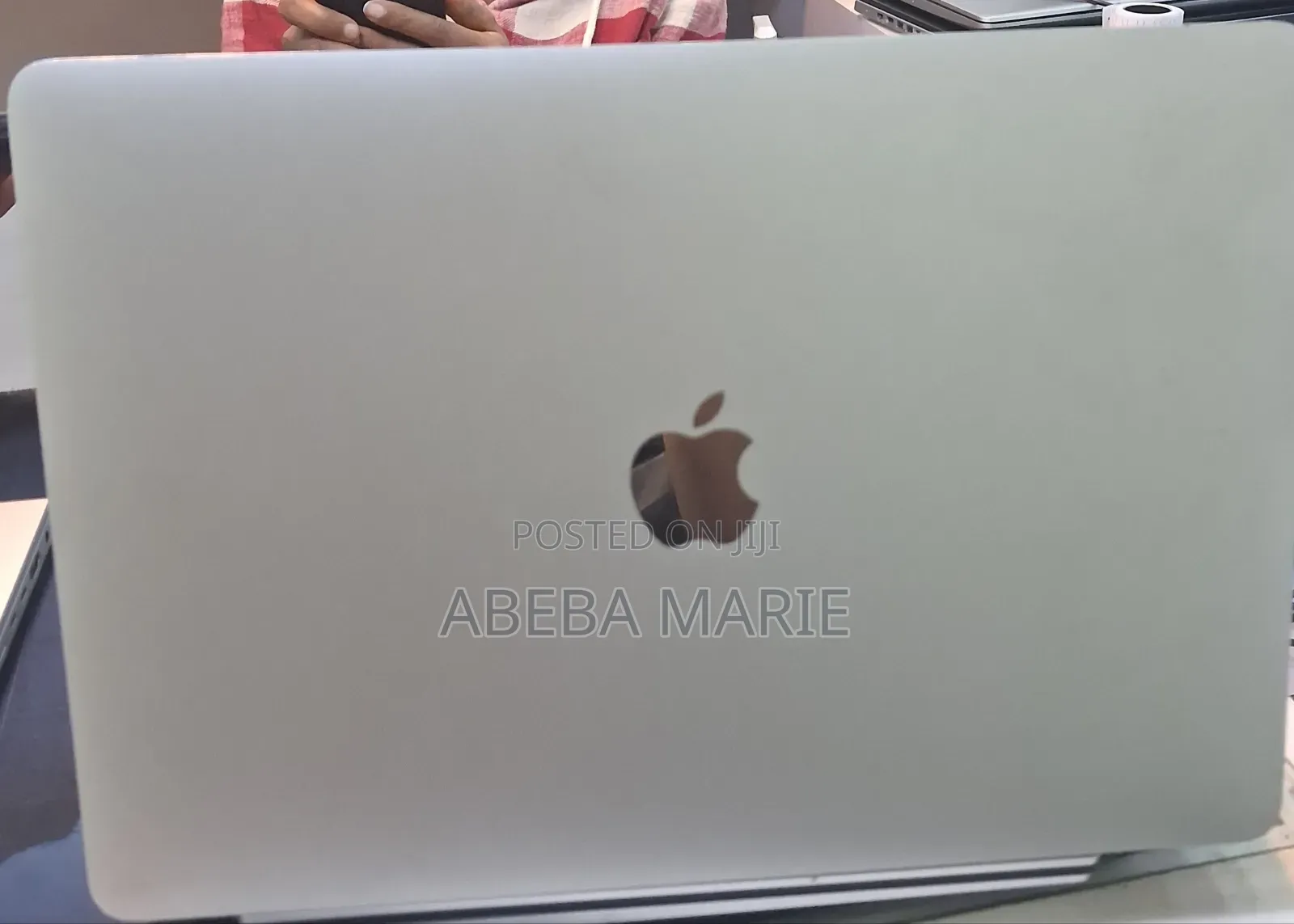 New Laptop Apple MacBook Pro 2019 16GB Intel Core i7 SSD 512GB
