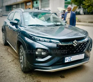 Suzuki Fronx 2025 Silver