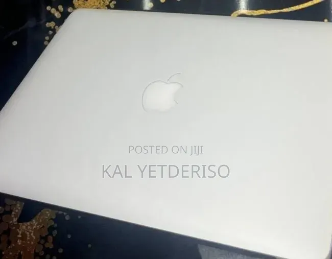 New Laptop Apple MacBook Air 2017 8GB Intel Core i5 SSD 128GB