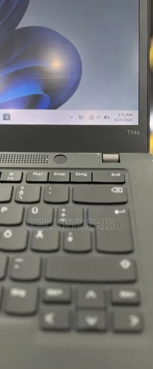 New Laptop Lenovo ThinkPad T14 16GB Intel Core i7 SSD 512GB