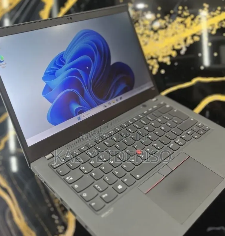New Laptop Lenovo ThinkPad T14 16GB Intel Core i7 SSD 512GB