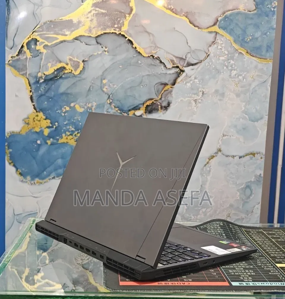 New Laptop Lenovo 16GB AMD Ryzen 7 SSD 512GB