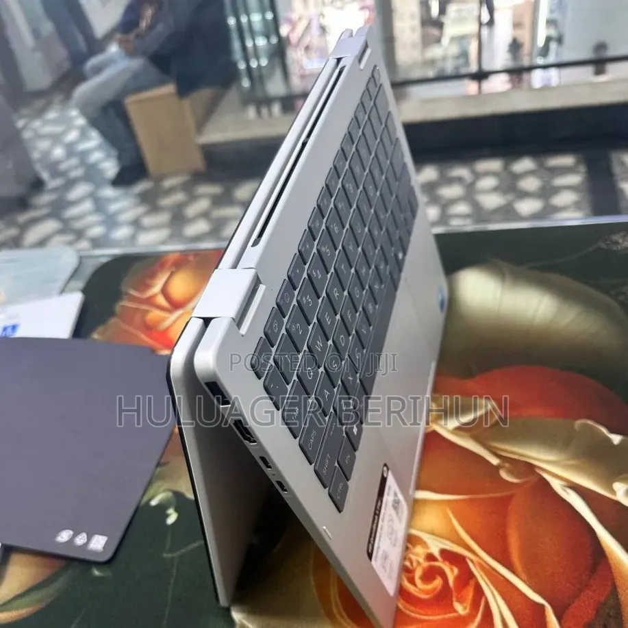 New Laptop HP OmniBook X Flip 14" 16GB Intel Core i7 SSD 512GB