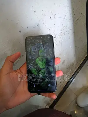 Apple iPhone 11 64 GB Black