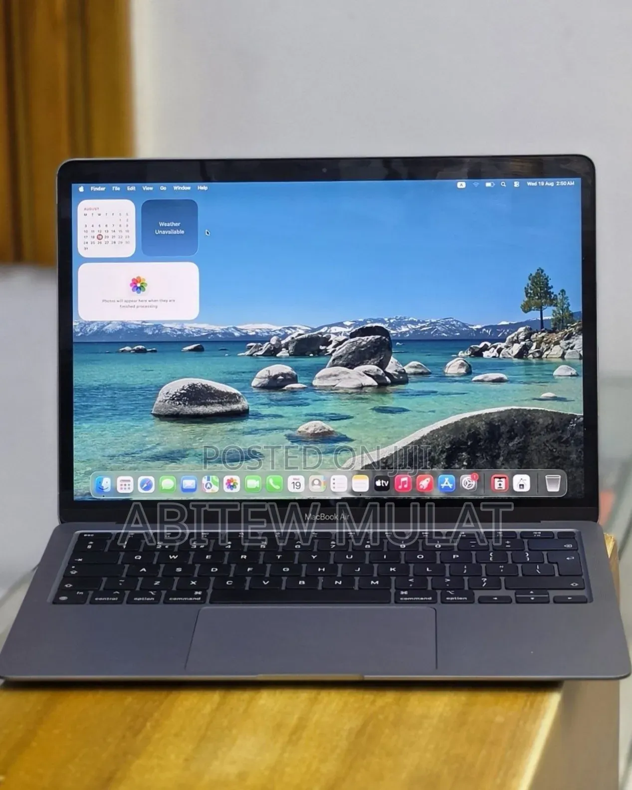 New Laptop Apple MacBook Pro 2019 16GB Intel Core i7 SSD 256GB