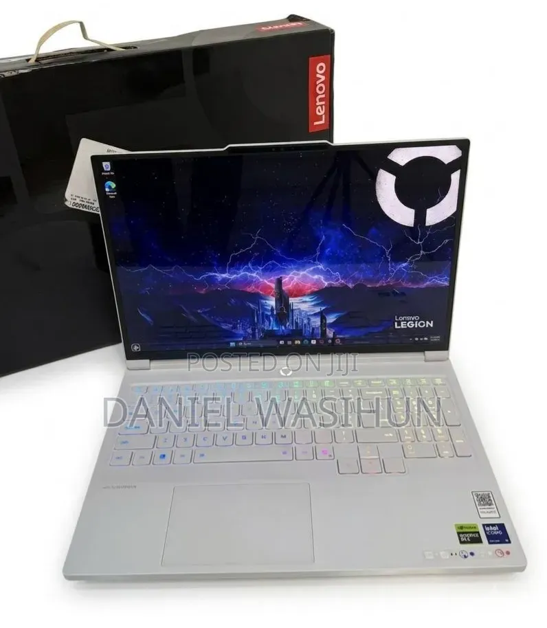 New Laptop Lenovo 32GB Intel Core Ultra 9 SSD 1T