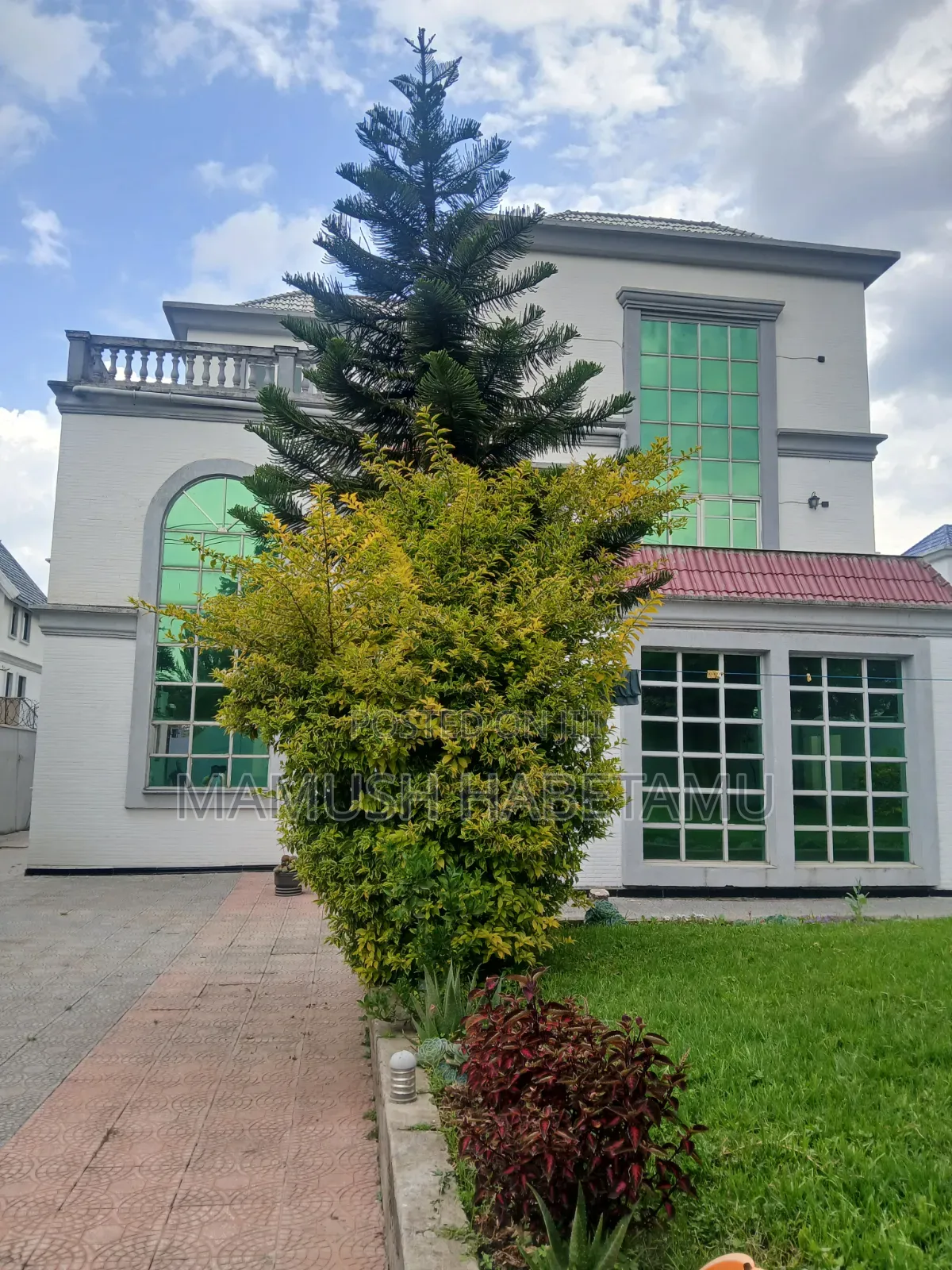 Furnished 12bdrm House in 600ካሬ ጀርመን አካባቢ, Nifas Silk-Lafto for sale