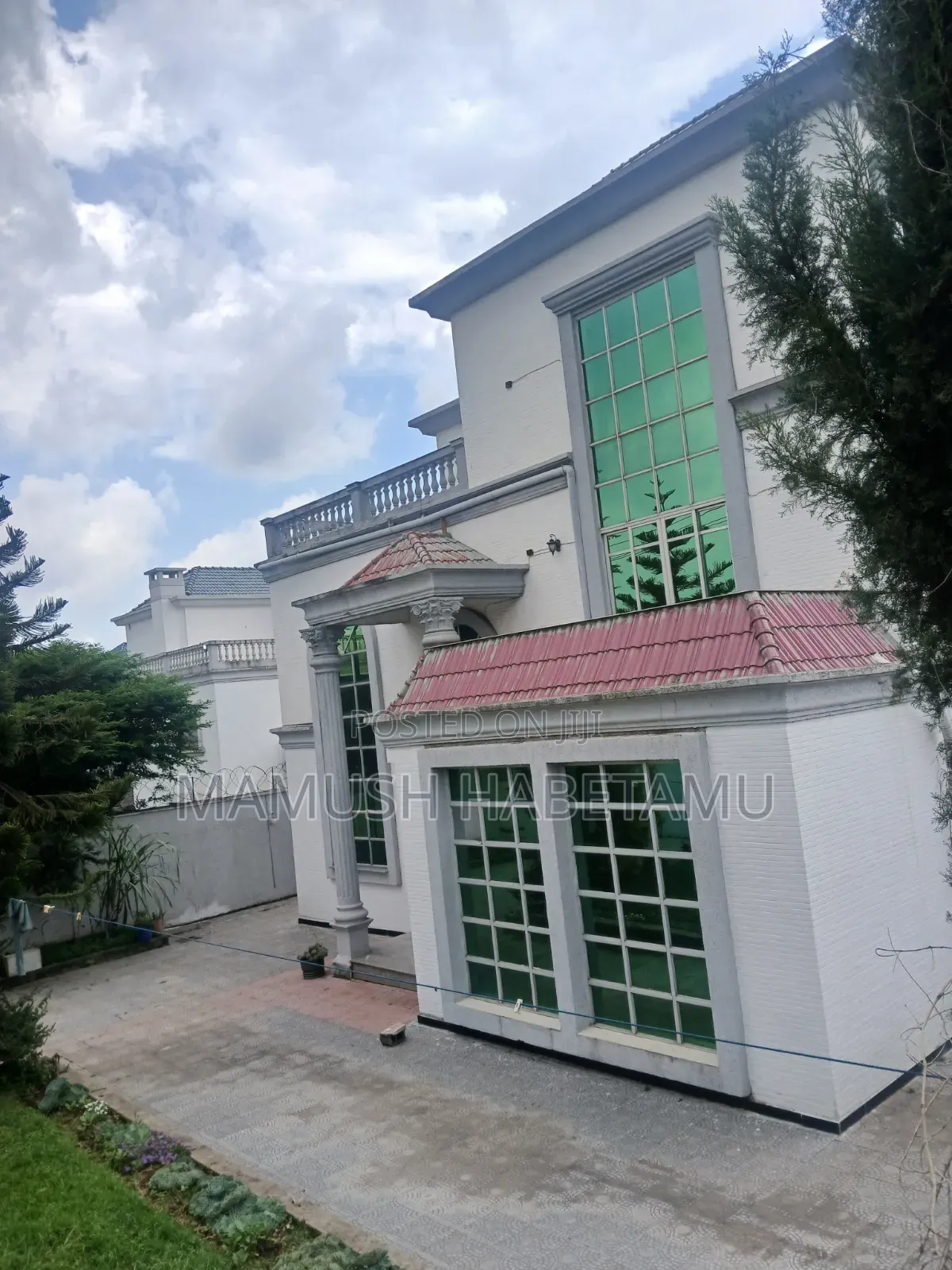 Furnished 12bdrm House in 600ካሬ ጀርመን አካባቢ, Nifas Silk-Lafto for sale