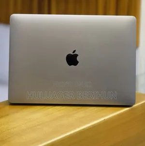 New Laptop Apple MacBook Air 2020 M1 16GB Apple M1 SSD 256GB
