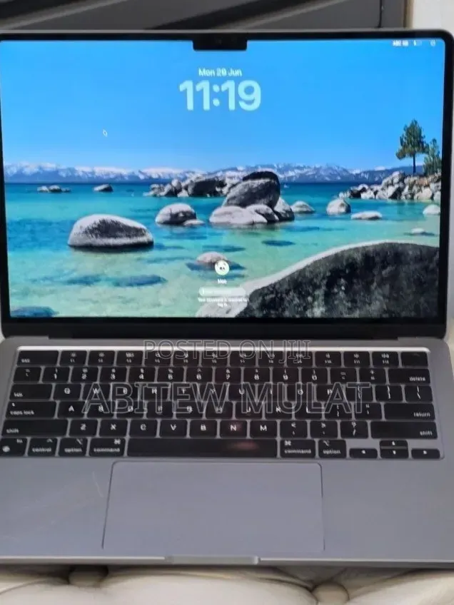 New Laptop Apple MacBook Air 2023 M2 16GB Apple M2 SSD 256GB