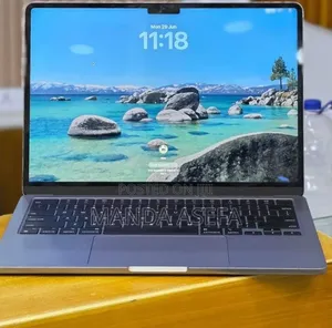 New Laptop Apple MacBook Air 2022 M2 8GB Apple M2 SSD 256GB