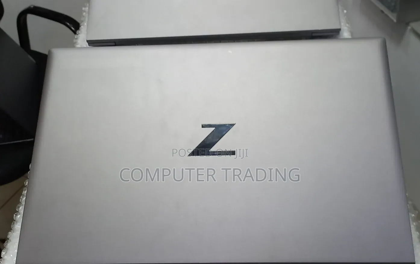 New Laptop HP ZBook Firefly G8 16GB Intel Core i7 SSD 512GB