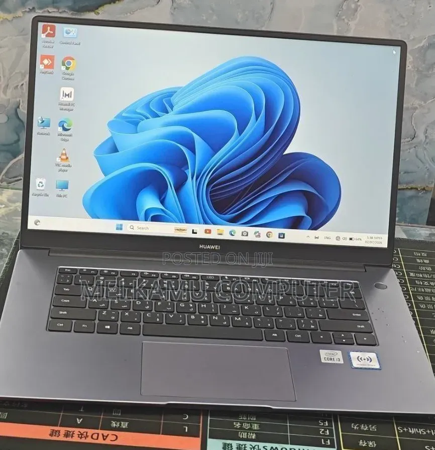 New Laptop Huawei Matebook D 15 8GB Intel Core i3 SSD 256GB