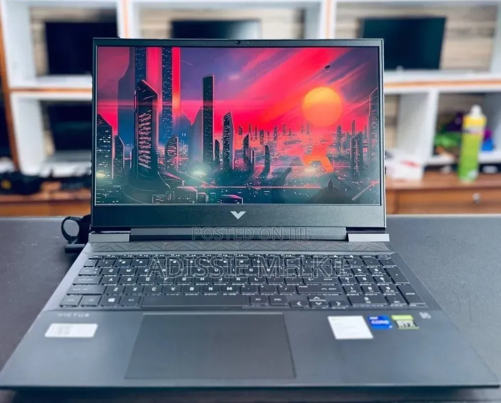 New Laptop Asus TUF Gaming A15 16GB Intel Core i7 SSD 512GB