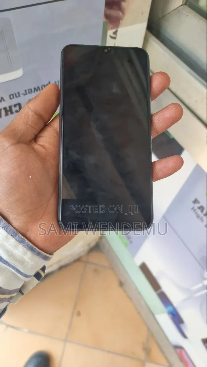 Samsung A10 32 GB Black