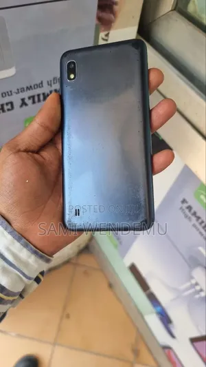 Samsung A10 32 GB Black