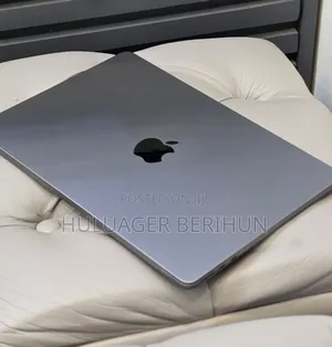 New Laptop Apple MacBook Air 2022 M2 8GB Apple M2 SSD 256GB