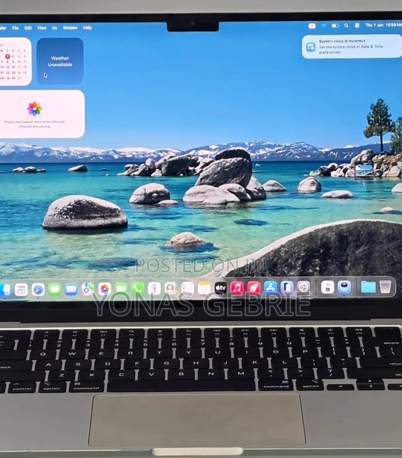 New Laptop Apple MacBook 16GB Apple M4 SSD 256GB