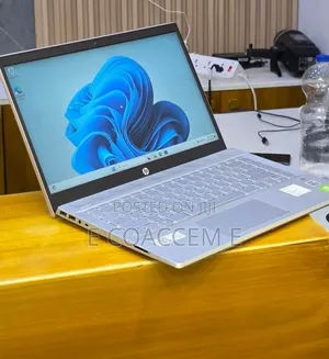 New Laptop HP 8GB Intel Core i5 SSD 512GB
