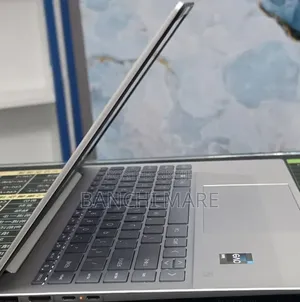 New Laptop HP Pavilion 14 16GB Intel Core i7 SSD 1T
