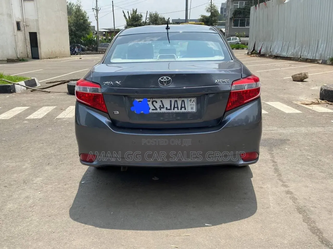 Toyota Yaris 2015 Gray