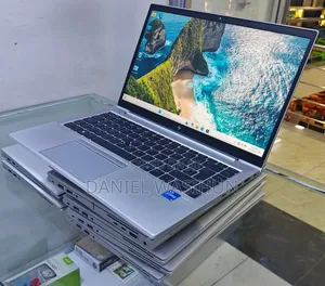 New Laptop HP EliteBook 830 G8 16GB Intel Core i5 SSD 512GB