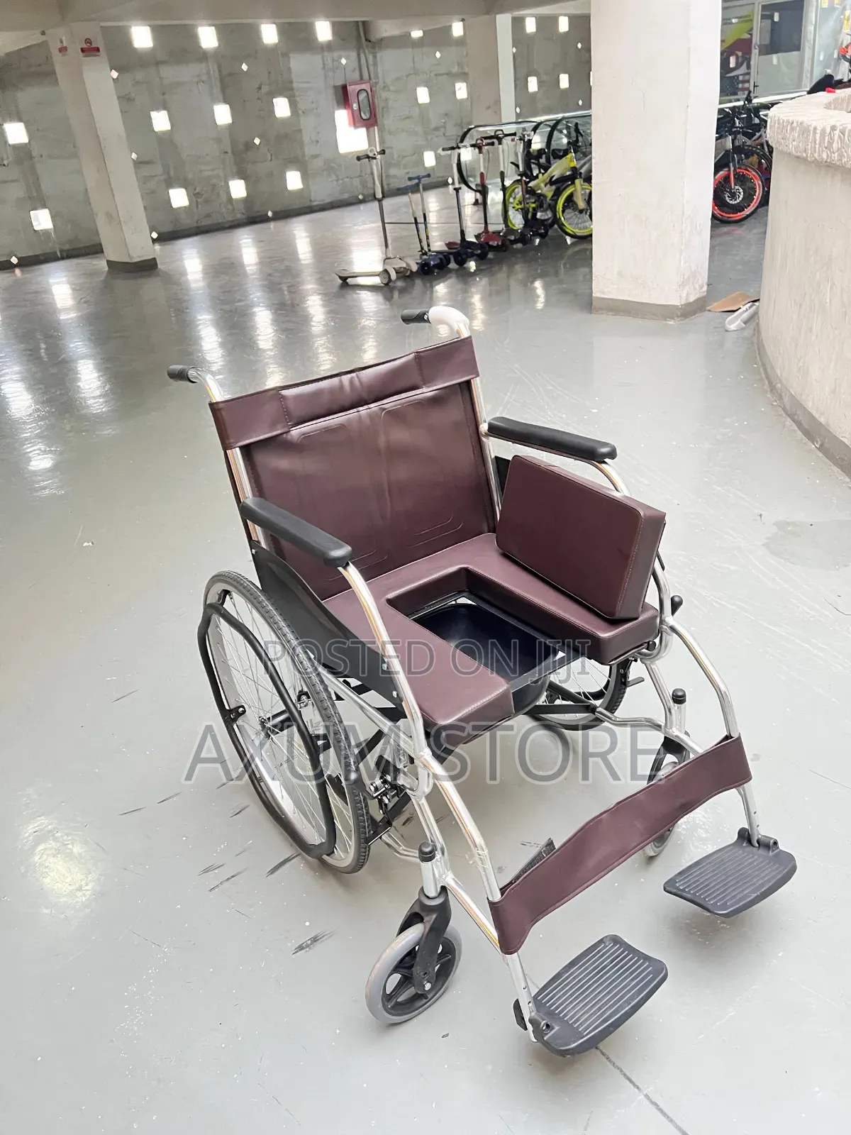 Durable Manual Wheelchair
   ጠንካራና ዘላቂ ማኑዋል ዊልቸር