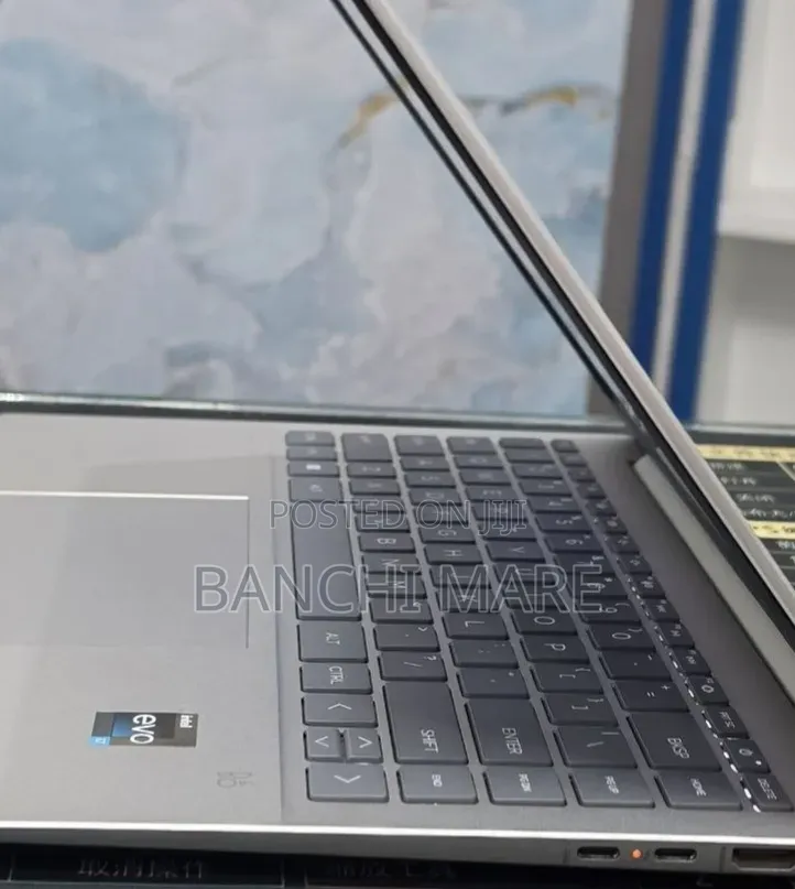 New Laptop Huawei Matebook D 15 8GB Intel Core i3 SSD 256GB