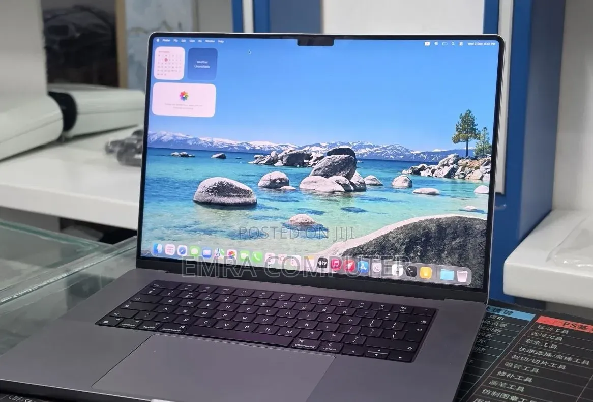 New Laptop Apple MacBook Pro 2021 M1 16GB Apple M1 Pro SSD 512GB