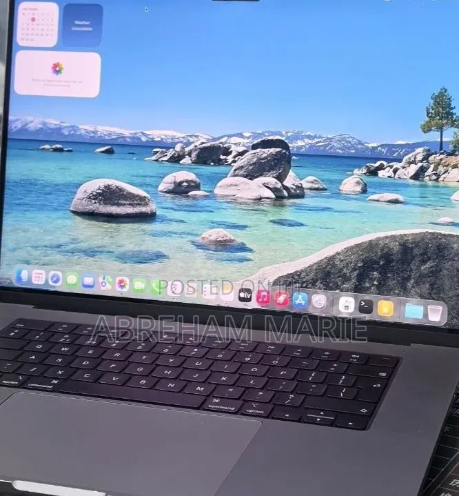 New Laptop Apple MacBook Pro 2021 M1 16GB Apple M1 Pro SSD 512GB