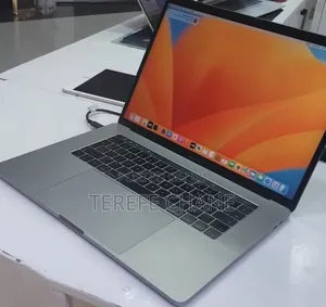New Laptop Apple MacBook Pro 2017 16GB Intel Core i7 SSD 512GB