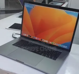 New Laptop Apple MacBook Pro 2017 16GB Intel Core i7 SSD 512GB