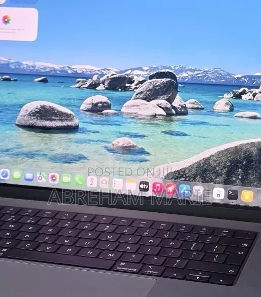 New Laptop Apple MacBook Pro 2021 M1 16GB Apple M1 Pro SSD 512GB