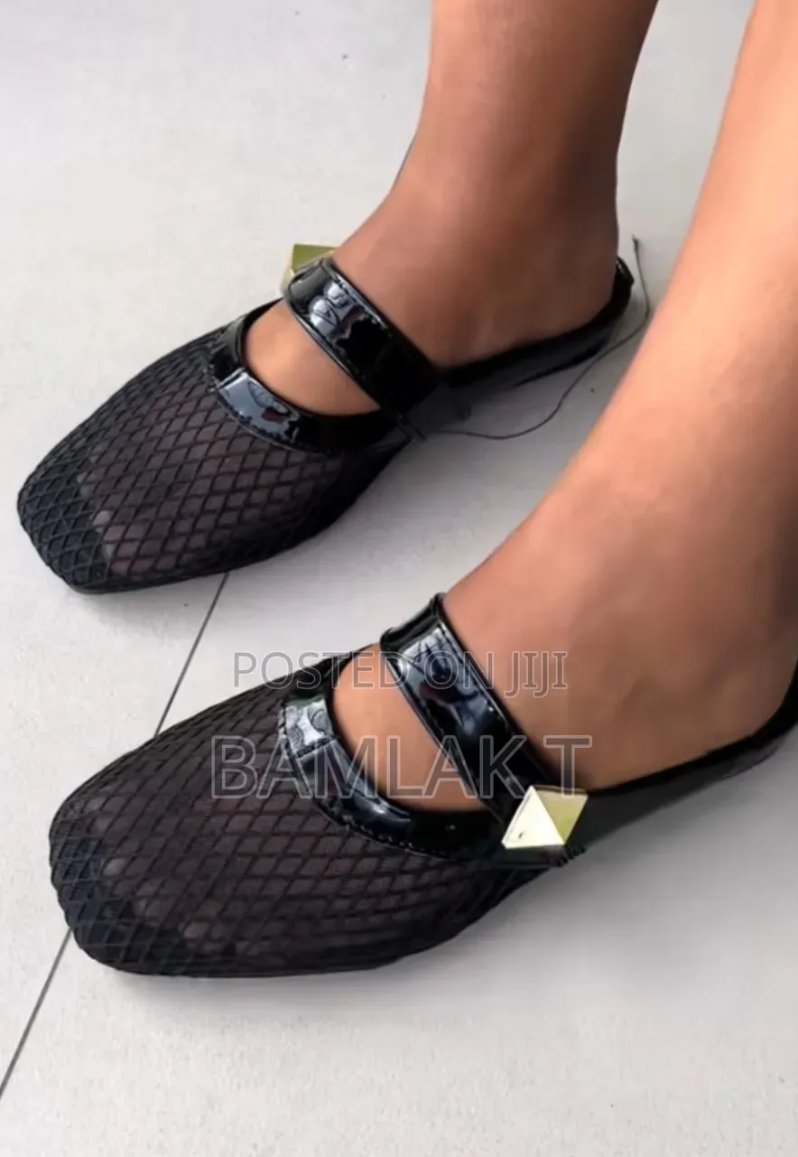 Flat Shoes
