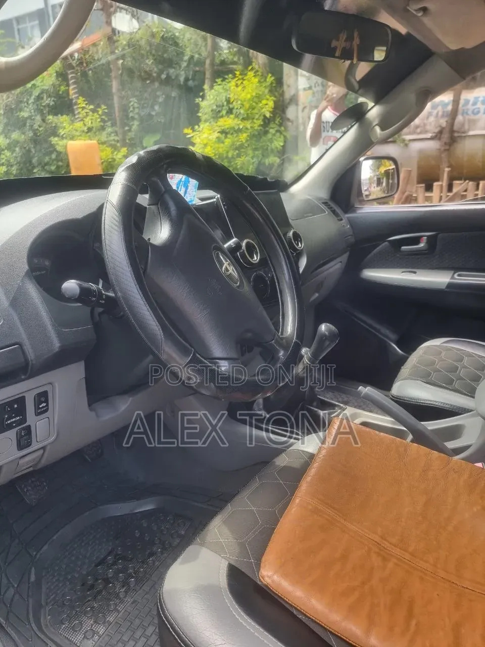 Toyota Hilux 2008 Gold