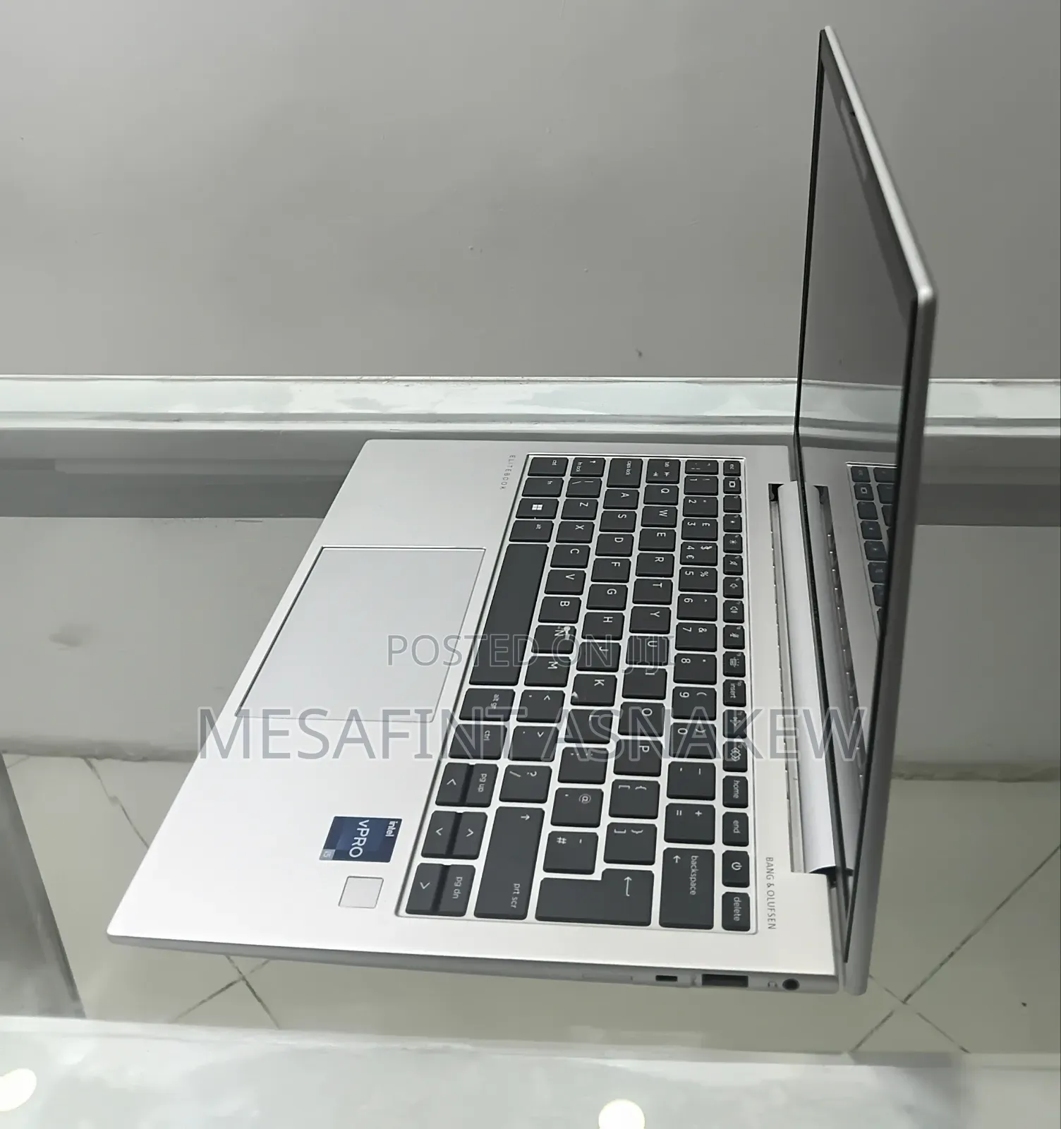 New Laptop HP EliteBook 830 G9 16GB Intel Core i5 SSD 512GB