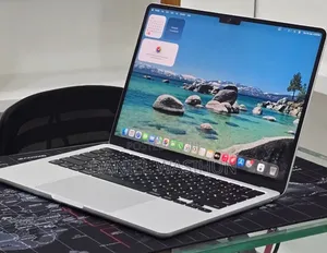 New Laptop Apple MacBook Air 2024 M3 16GB Apple M3 SSD 256GB