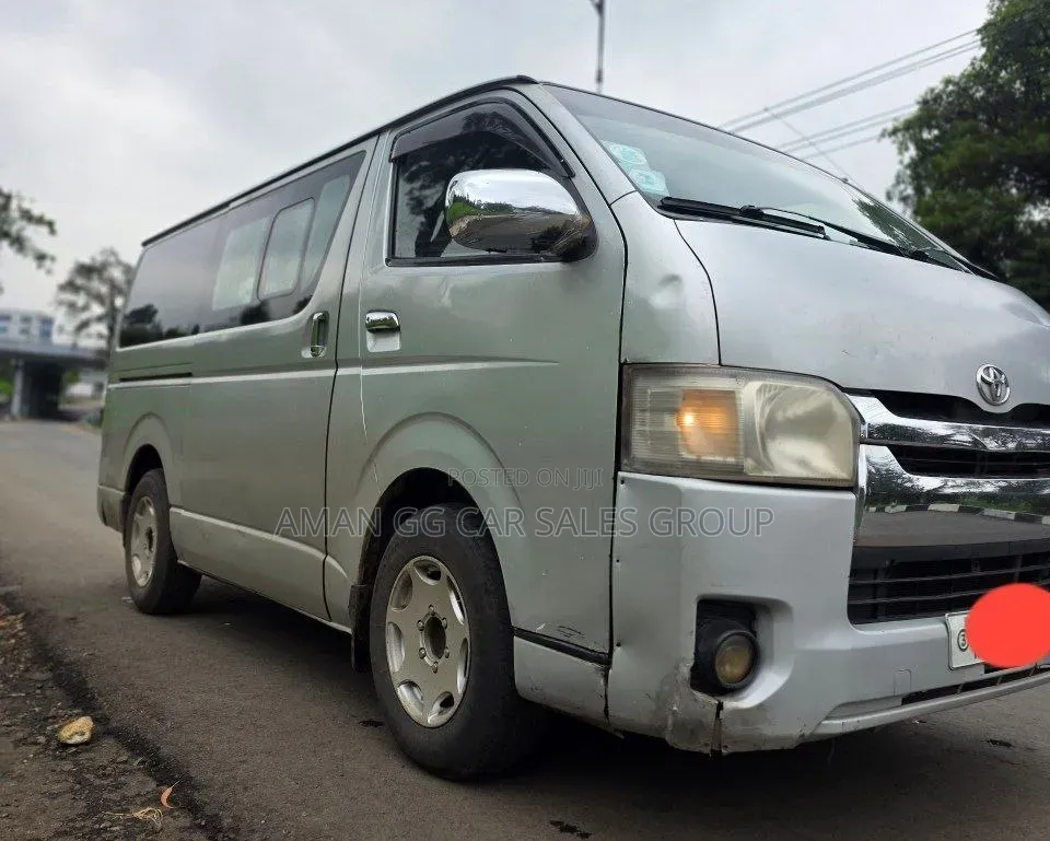 Toyota HiAce 2007 Silver