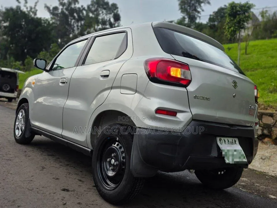 Suzuki S-Presso 2022 Silver