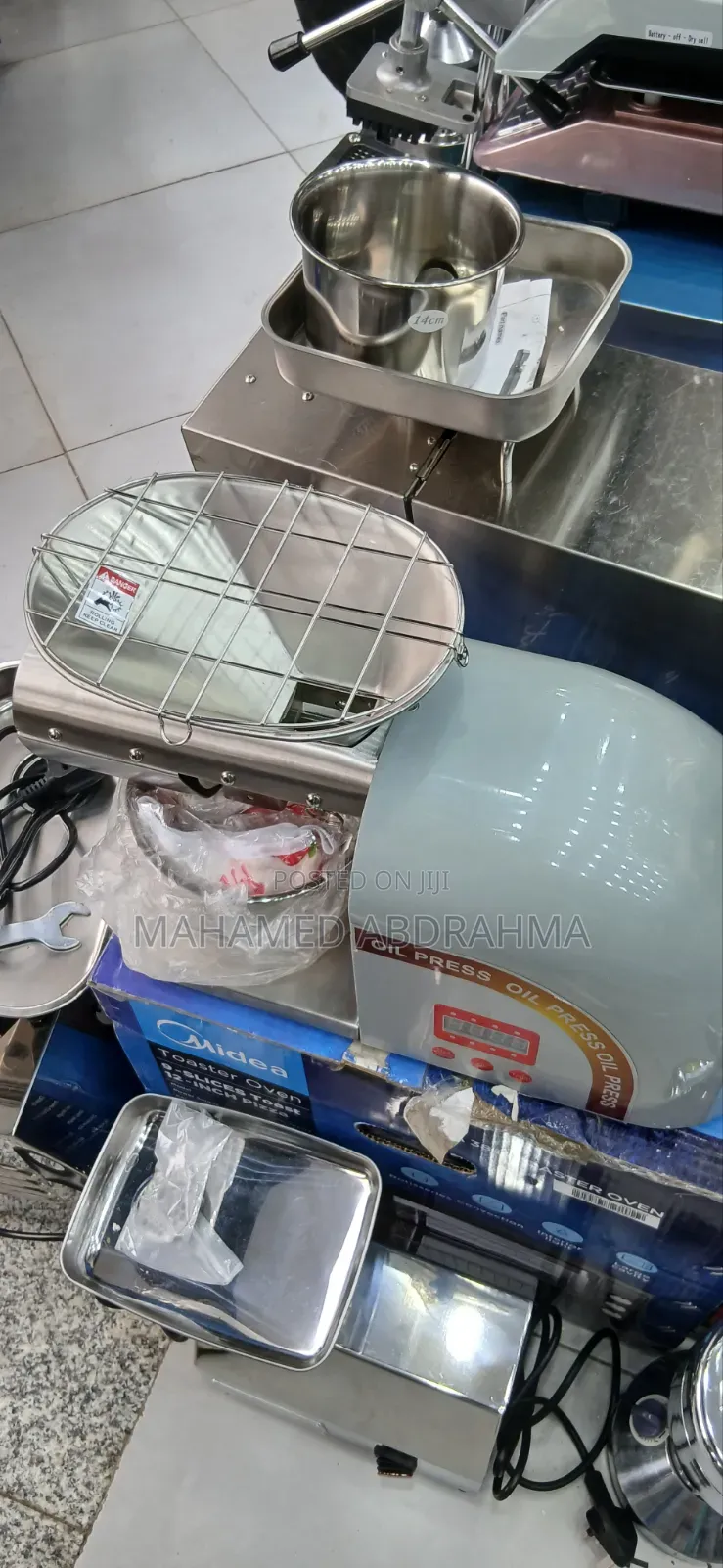 በሠአት 12ሊትር የሚጨምቅ የዘይት ማሽን