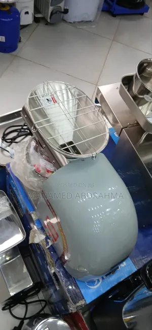 በሠአት 12ሊትር የሚጨምቅ የዘይት ማሽን