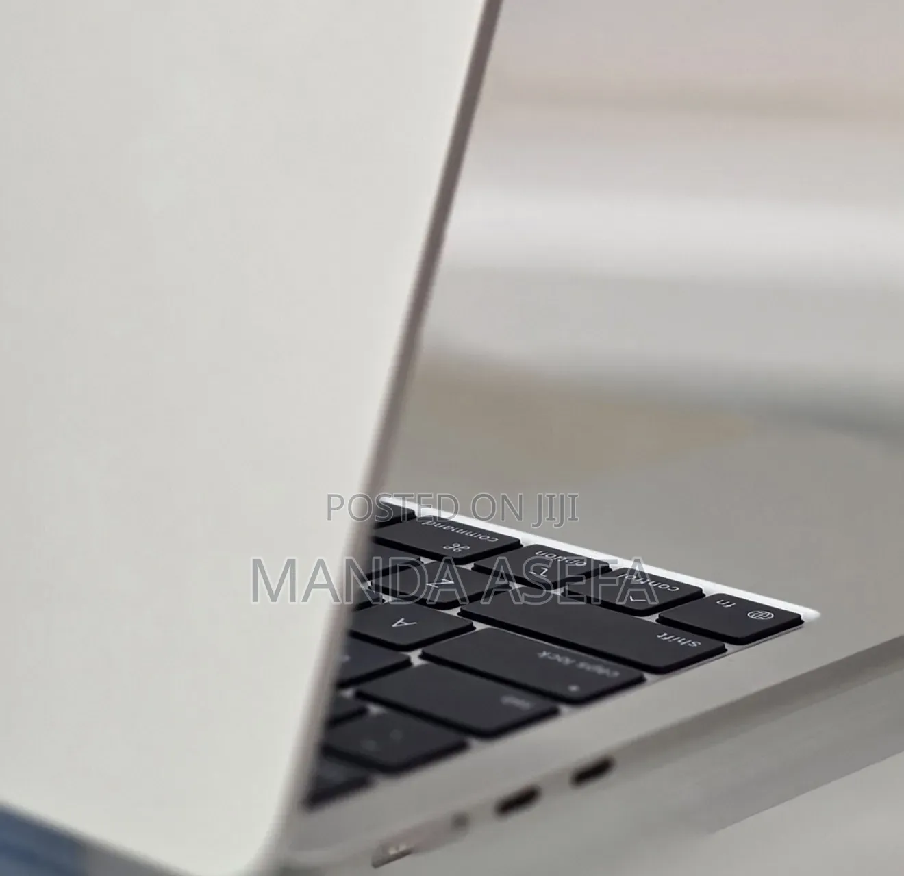 New Laptop Apple MacBook Air 2025 M4 16GB Apple M4 SSD 256GB