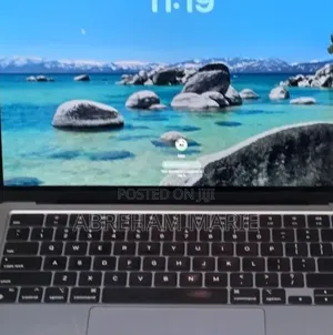 New Laptop Apple MacBook Air 2022 M2 8GB Intel Core M2 SSD 256GB