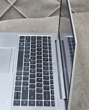 New Laptop HP EliteBook 845 G8 16GB AMD Ryzen 7 SSD 512GB