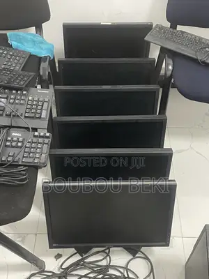 Desktop Computer Dell 4GB Intel Core i3 HDD 500GB