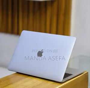 New Laptop Apple MacBook Pro 2020 32GB Intel Core i7 SSD 512GB